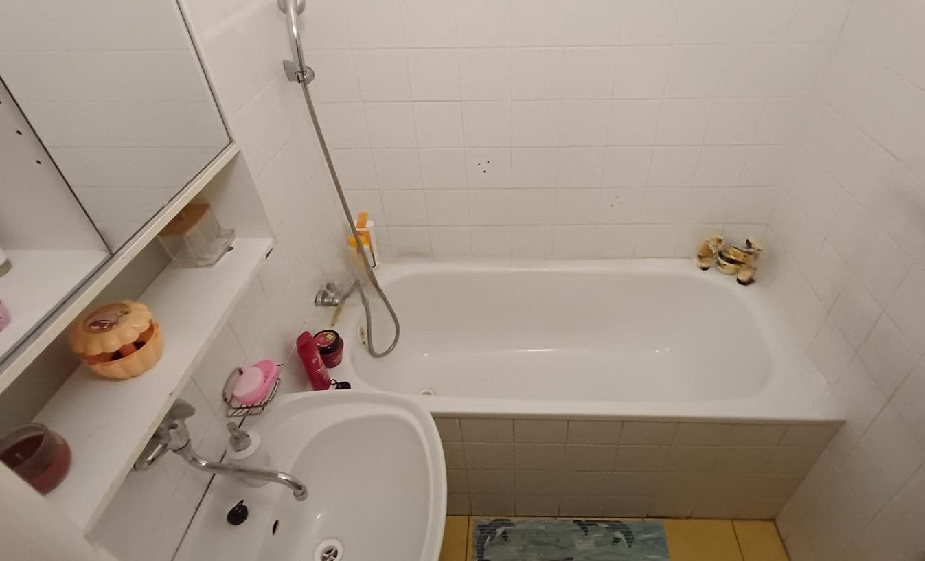 Pronájem bytu 2+1 54 m², Benešovo náměstí, Pardubice, Pardubický kraj Pronájem bytu 2+1 54 m², Benešovo náměstí, Pardubice, Pardubický kraj