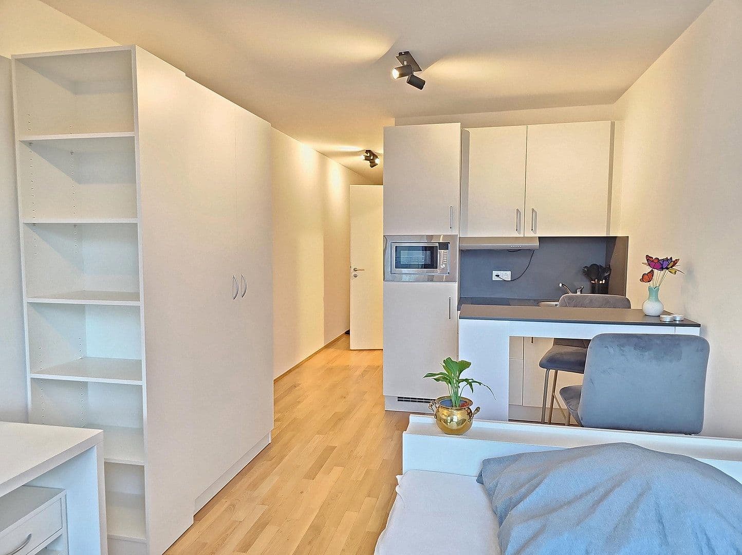 Pronájem bytu 1+1 29 m², Rudower Chaussee 32, Berlin, Berlín Pronájem bytu 1+1 29 m², Rudower Chaussee 32, Berlin, Berlín