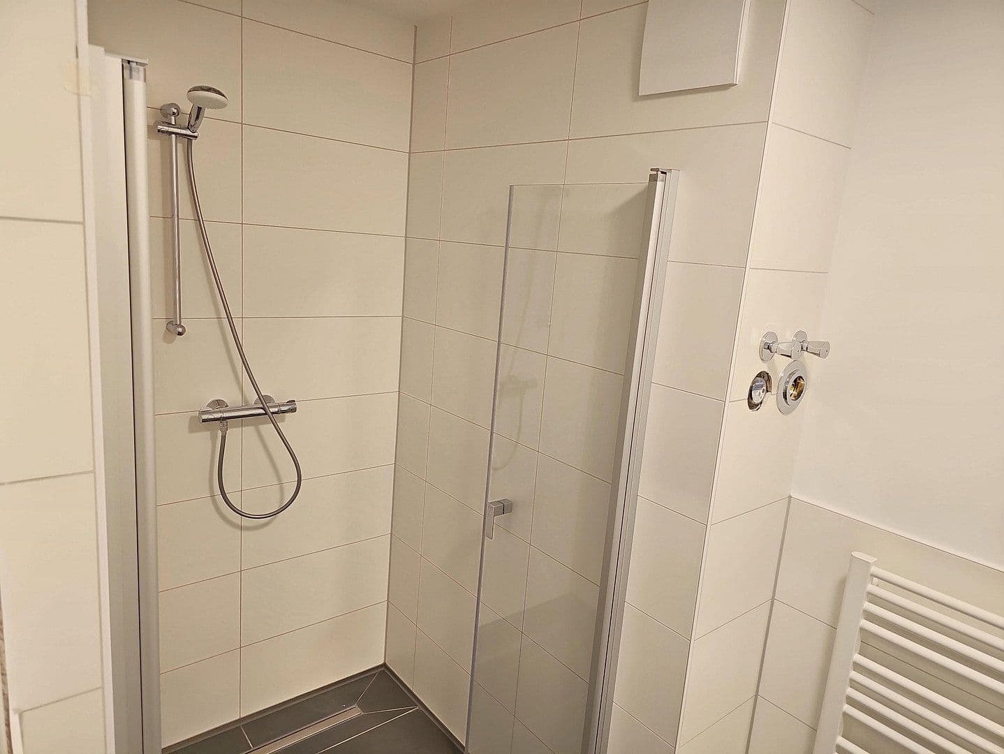 Pronájem bytu 1+1 29 m², Rudower Chaussee 32, Berlin, Berlín Pronájem bytu 1+1 29 m², Rudower Chaussee 32, Berlin, Berlín
