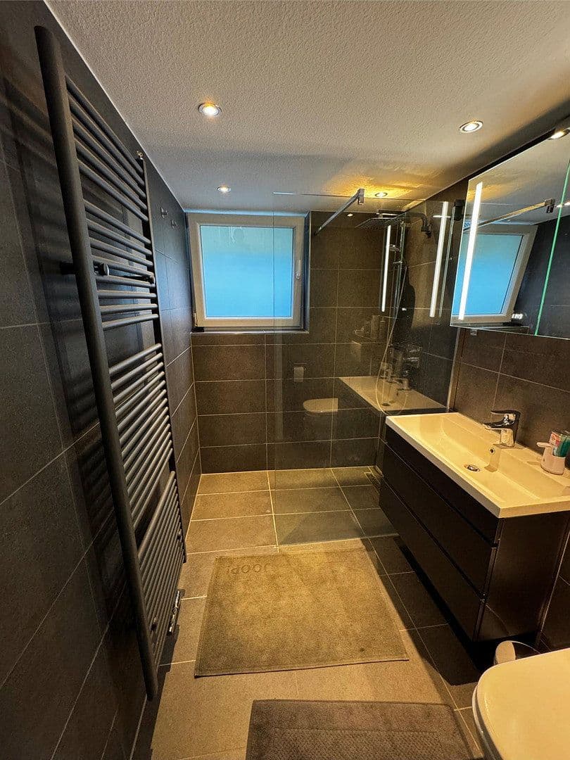 Prodej domu 320 m², pozemek 987 m², Springe, Dolní Sasko Prodej domu 320 m², pozemek 987 m², Springe, Dolní Sasko