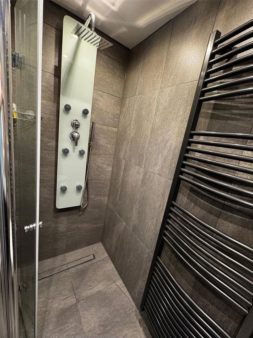 Prodej domu 320 m², pozemek 987 m², Springe, Dolní Sasko Prodej domu 320 m², pozemek 987 m², Springe, Dolní Sasko