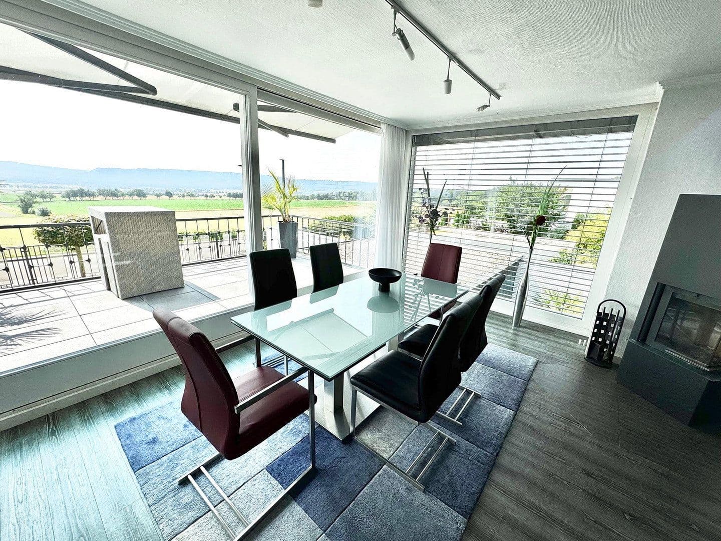 Prodej domu 320 m², pozemek 987 m², Springe, Dolní Sasko Prodej domu 320 m², pozemek 987 m², Springe, Dolní Sasko