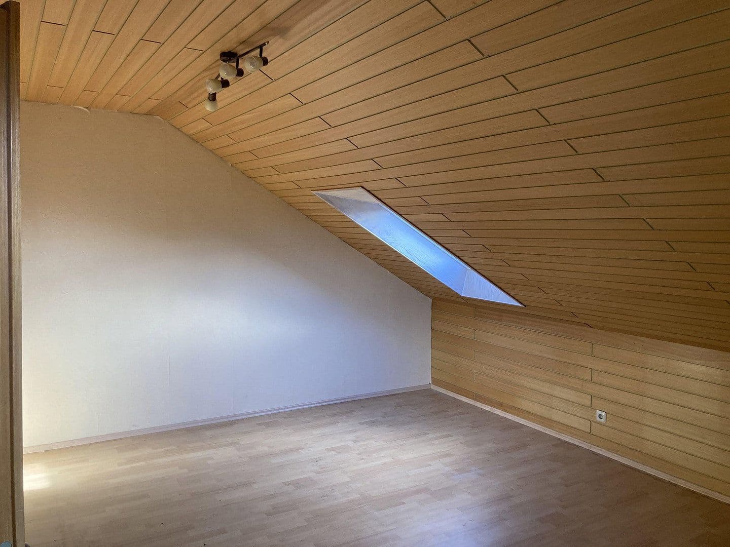 Prodej domu 156 m², pozemek 1.057 m², Lehre, Dolní Sasko Prodej domu 156 m², pozemek 1.057 m², Lehre, Dolní Sasko