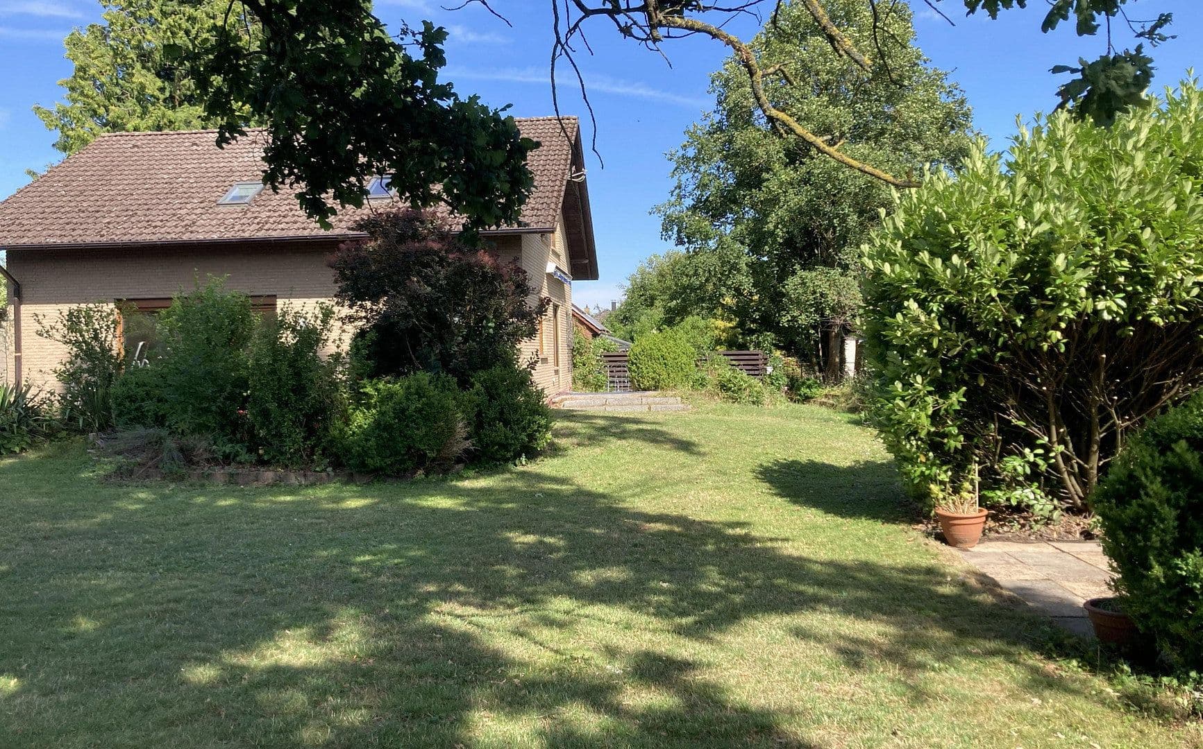 Prodej domu 156 m², pozemek 1.057 m², Lehre, Dolní Sasko Prodej domu 156 m², pozemek 1.057 m², Lehre, Dolní Sasko