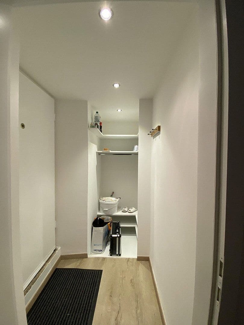 Pronájem bytu 2+1 57 m², Senefelderstraße 100, Stuttgart, Bádensko-Württembersko Pronájem bytu 2+1 57 m², Senefelderstraße 100, Stuttgart, Bádensko-Württembersko