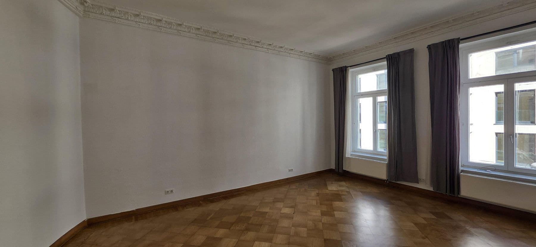 Pronájem bytu 5+1 202 m², Dufourstrasse 4, Leipzig, Sasko Pronájem bytu 5+1 202 m², Dufourstrasse 4, Leipzig, Sasko