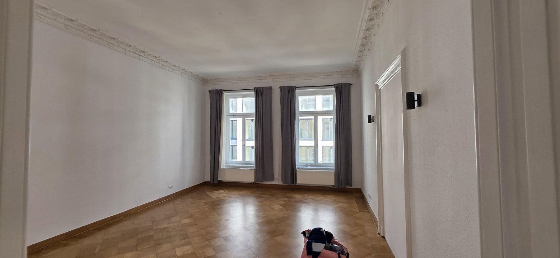Pronájem bytu 5+1 202 m², Dufourstrasse 4, Leipzig, Sasko Pronájem bytu 5+1 202 m², Dufourstrasse 4, Leipzig, Sasko