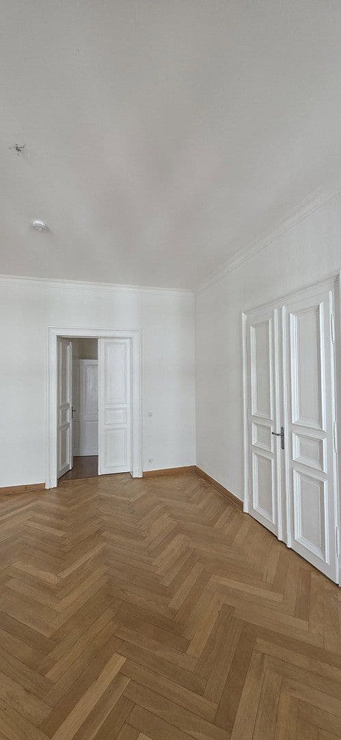 Pronájem bytu 5+1 202 m², Dufourstrasse 4, Leipzig, Sasko Pronájem bytu 5+1 202 m², Dufourstrasse 4, Leipzig, Sasko