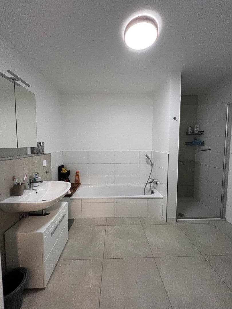 Pronájem bytu 3+1 89 m², Erlensee, Hessen Pronájem bytu 3+1 89 m², Erlensee, Hessen