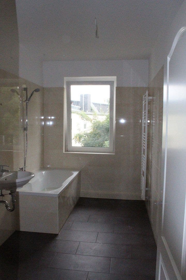 Pronájem bytu 4+1 117 m², Lessingstraße 57, Magdeburg, Sasko-Anhaltsko Pronájem bytu 4+1 117 m², Lessingstraße 57, Magdeburg, Sasko-Anhaltsko