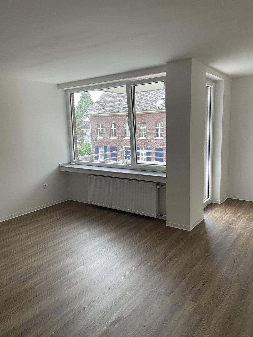 Pronájem bytu 4+1 100 m², Wetzelgasse 6, Düsseldorf, Severní Porýní-Vestfálsko Pronájem bytu 4+1 100 m², Wetzelgasse 6, Düsseldorf, Severní Porýní-Vestfálsko