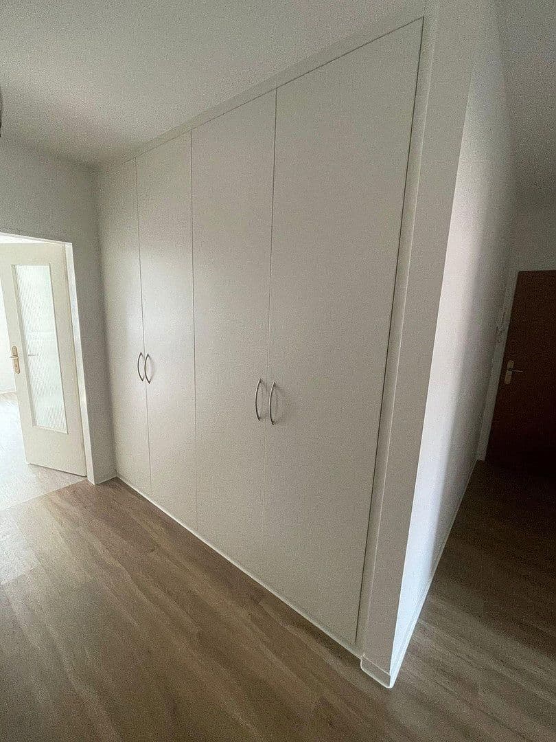Pronájem bytu 4+1 100 m², Wetzelgasse 6, Düsseldorf, Severní Porýní-Vestfálsko Pronájem bytu 4+1 100 m², Wetzelgasse 6, Düsseldorf, Severní Porýní-Vestfálsko