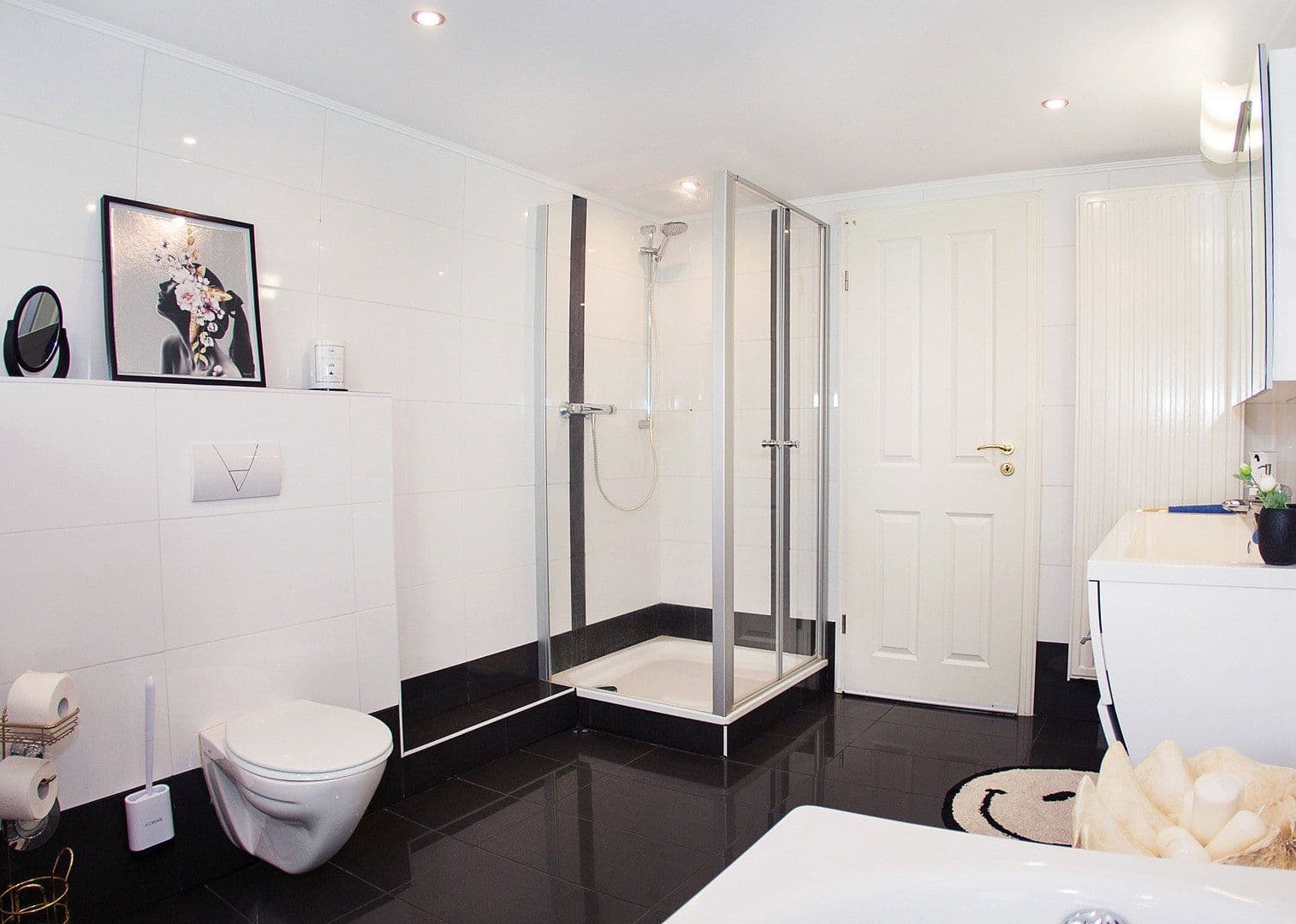 Pronájem bytu 4+1 120 m², Am Rosenberg 18, Vallendar, Porýní-Falc Pronájem bytu 4+1 120 m², Am Rosenberg 18, Vallendar, Porýní-Falc