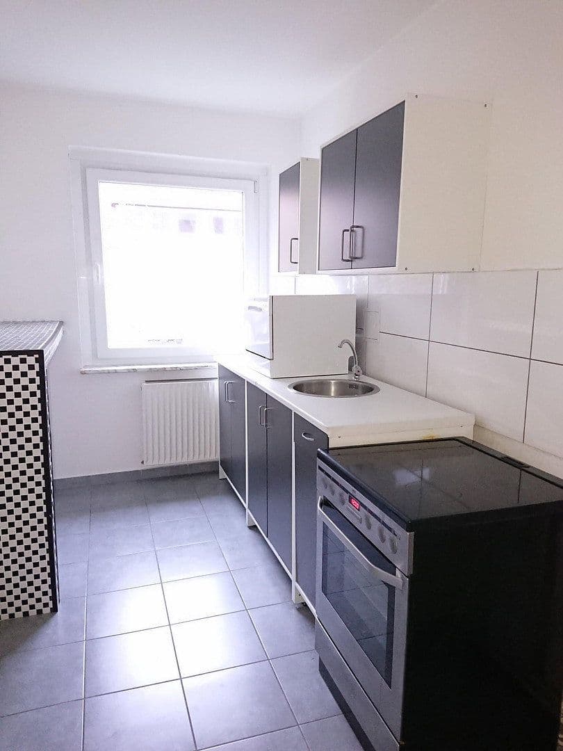 Pronájem bytu 2+1 53 m², Hauffstraße 2, Burgdorf, Dolní Sasko Pronájem bytu 2+1 53 m², Hauffstraße 2, Burgdorf, Dolní Sasko