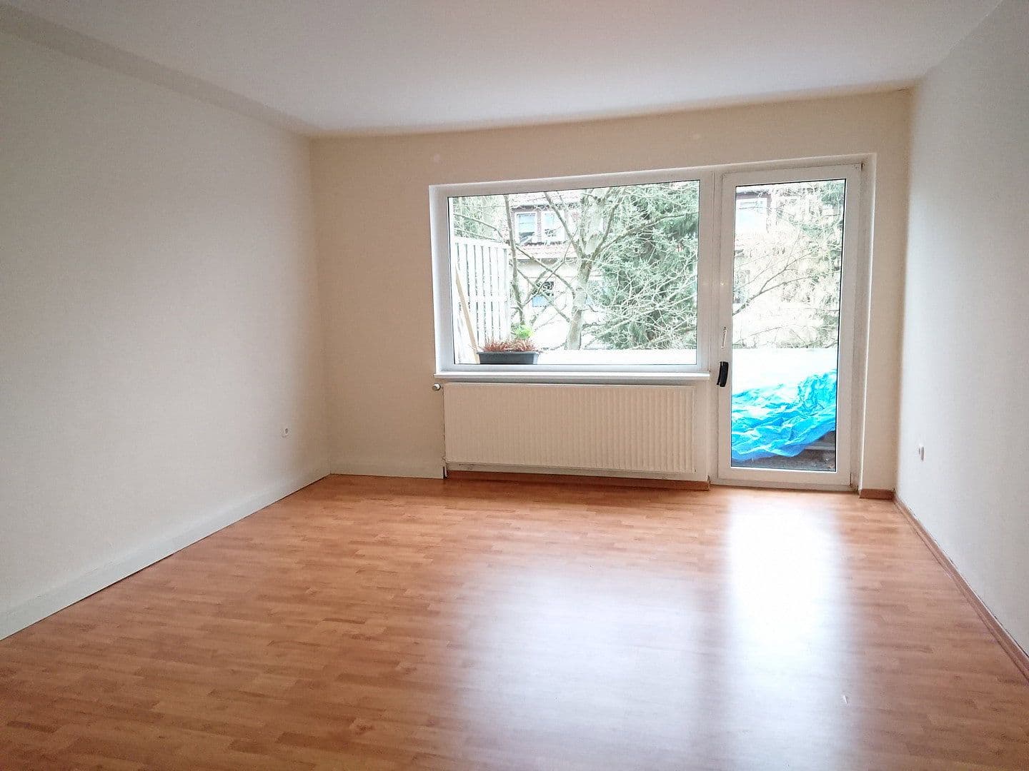Pronájem bytu 2+1 53 m², Hauffstraße 2, Burgdorf, Dolní Sasko Pronájem bytu 2+1 53 m², Hauffstraße 2, Burgdorf, Dolní Sasko