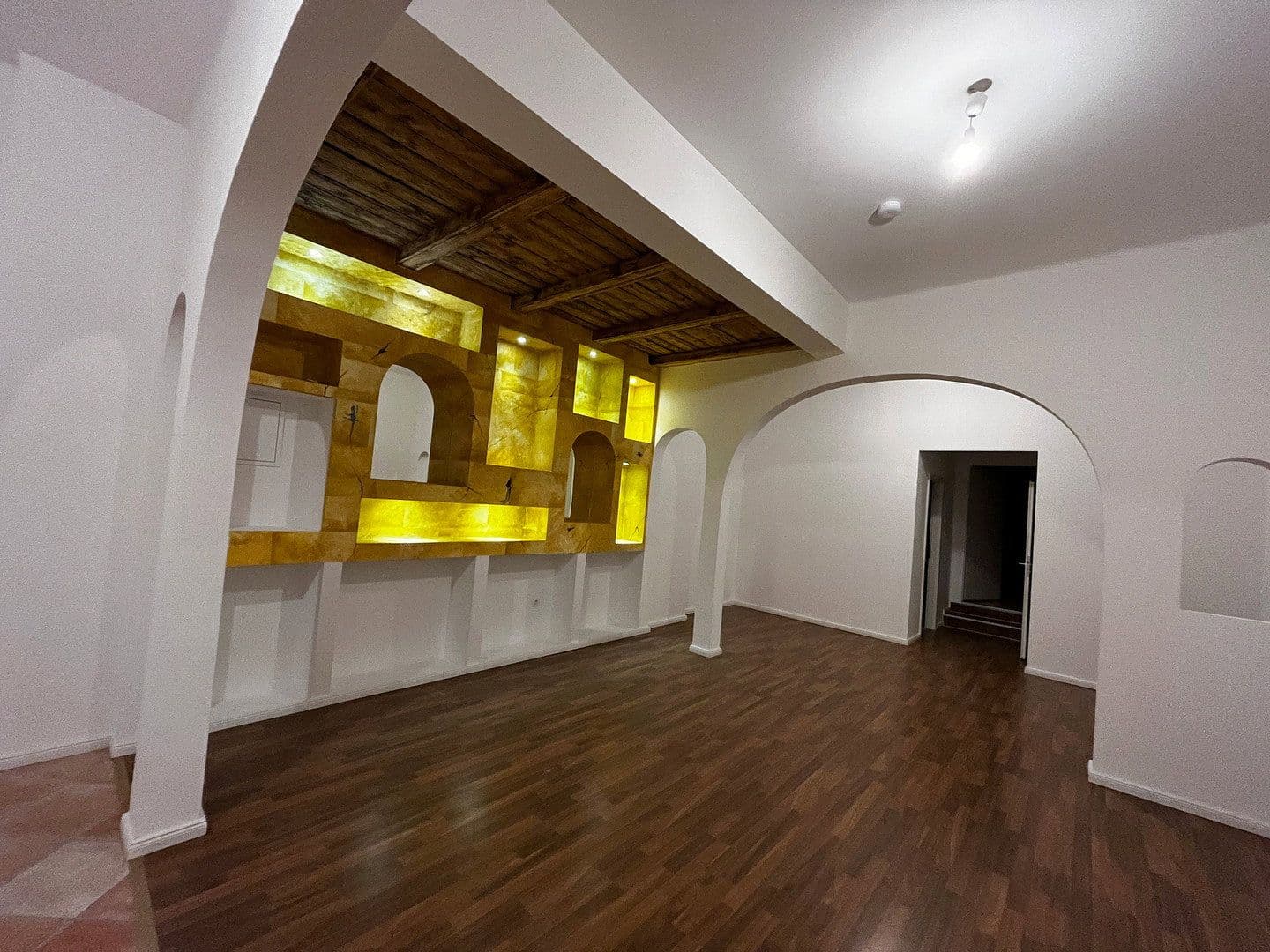 Pronájem bytu 5+1 180 m², Landhausstr. 1a, Strausberg, Braniborsko Pronájem bytu 5+1 180 m², Landhausstr. 1a, Strausberg, Braniborsko