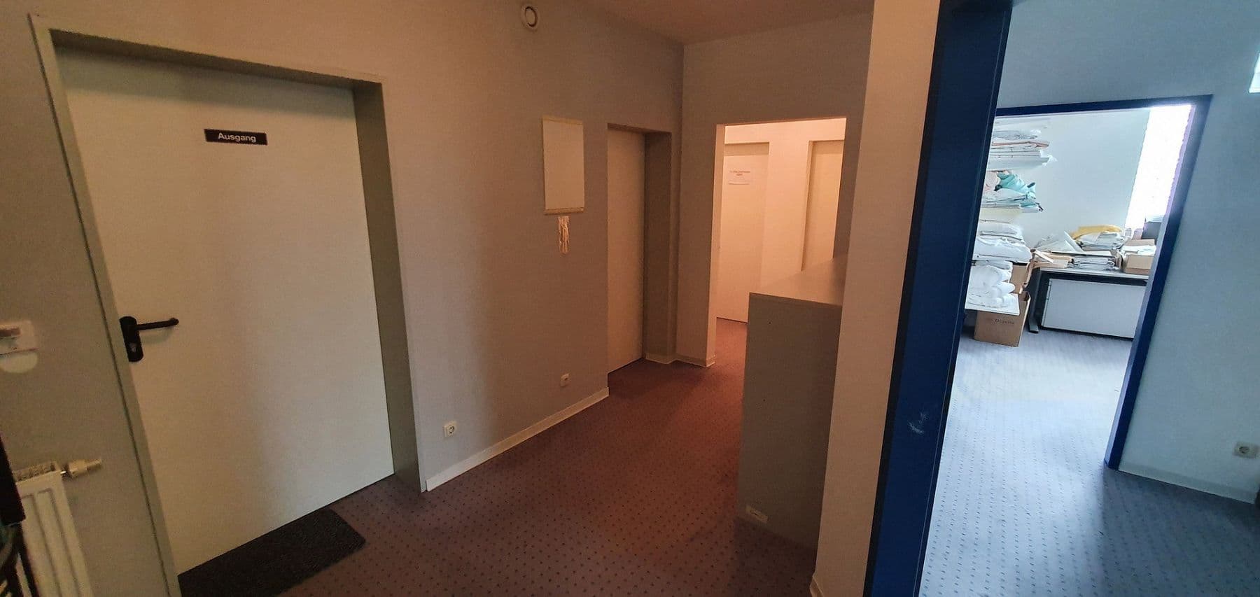 Pronájem kanceláře 92 m², Kreuzgrundweg 3a, Petersberg, Hessen Pronájem kanceláře 92 m², Kreuzgrundweg 3a, Petersberg, Hessen