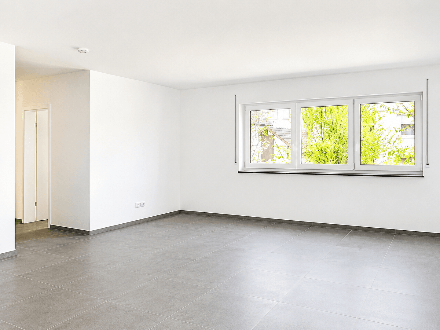 Pronájem bytu 3+1 85 m², Weingarten, Bádensko-Württembersko Pronájem bytu 3+1 85 m², Weingarten, Bádensko-Württembersko
