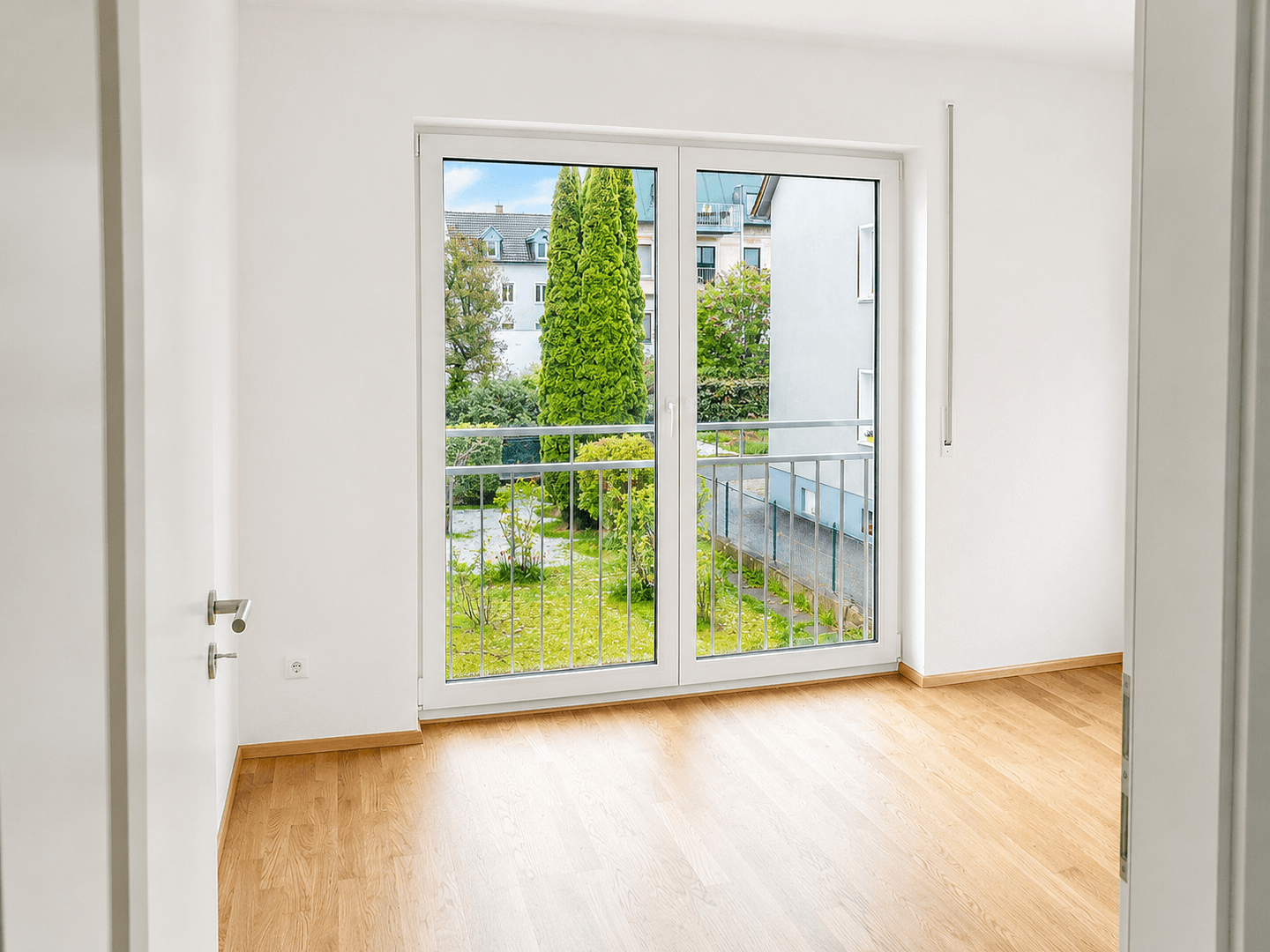 Pronájem bytu 3+1 85 m², Weingarten, Bádensko-Württembersko Pronájem bytu 3+1 85 m², Weingarten, Bádensko-Württembersko
