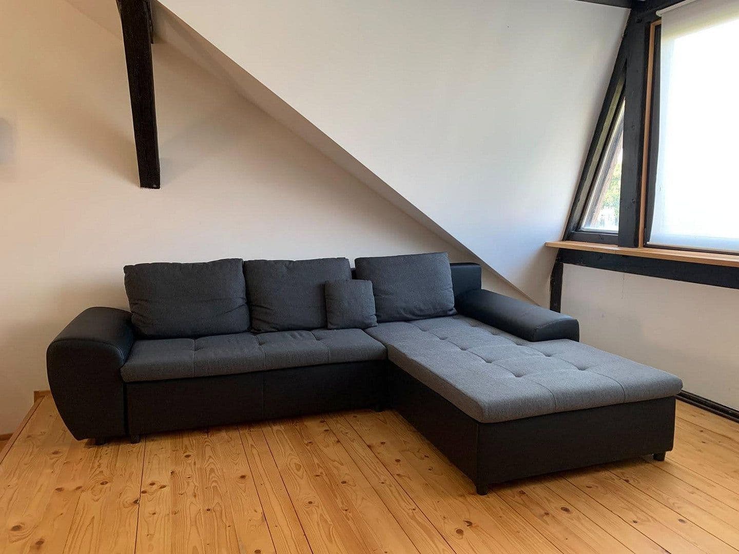 Pronájem bytu 2+1 66 m², Dessau, Sasko-Anhaltsko Pronájem bytu 2+1 66 m², Dessau, Sasko-Anhaltsko