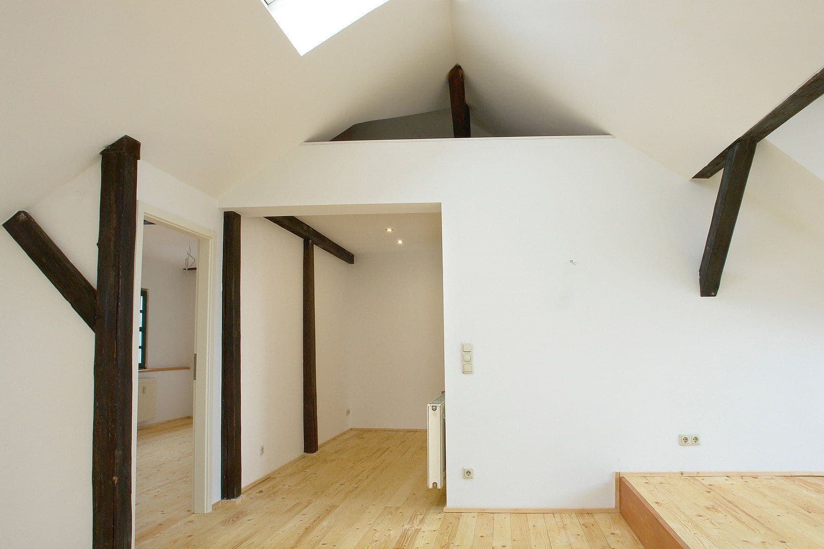 Pronájem bytu 2+1 66 m², Dessau, Sasko-Anhaltsko Pronájem bytu 2+1 66 m², Dessau, Sasko-Anhaltsko