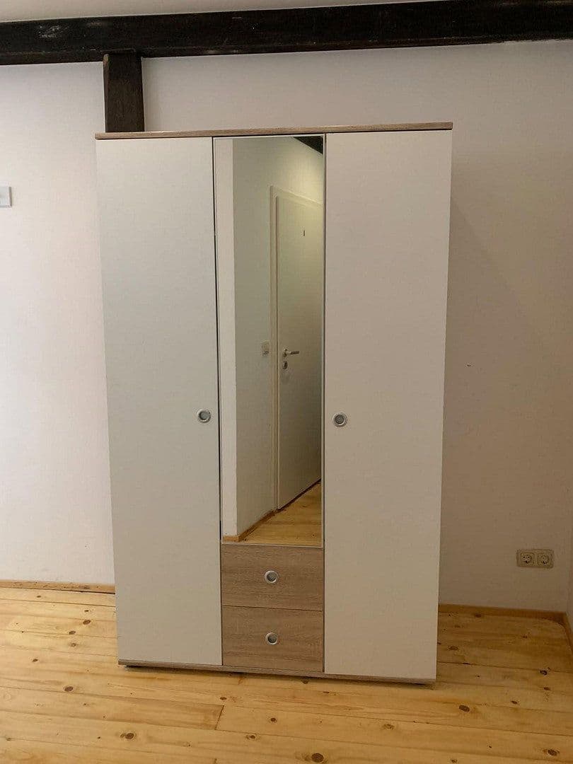 Pronájem bytu 2+1 66 m², Dessau, Sasko-Anhaltsko Pronájem bytu 2+1 66 m², Dessau, Sasko-Anhaltsko