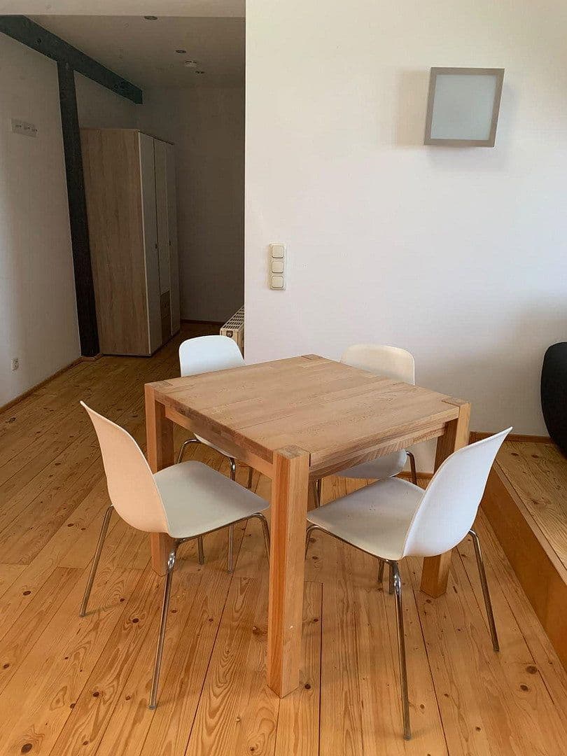 Pronájem bytu 2+1 66 m², Dessau, Sasko-Anhaltsko Pronájem bytu 2+1 66 m², Dessau, Sasko-Anhaltsko