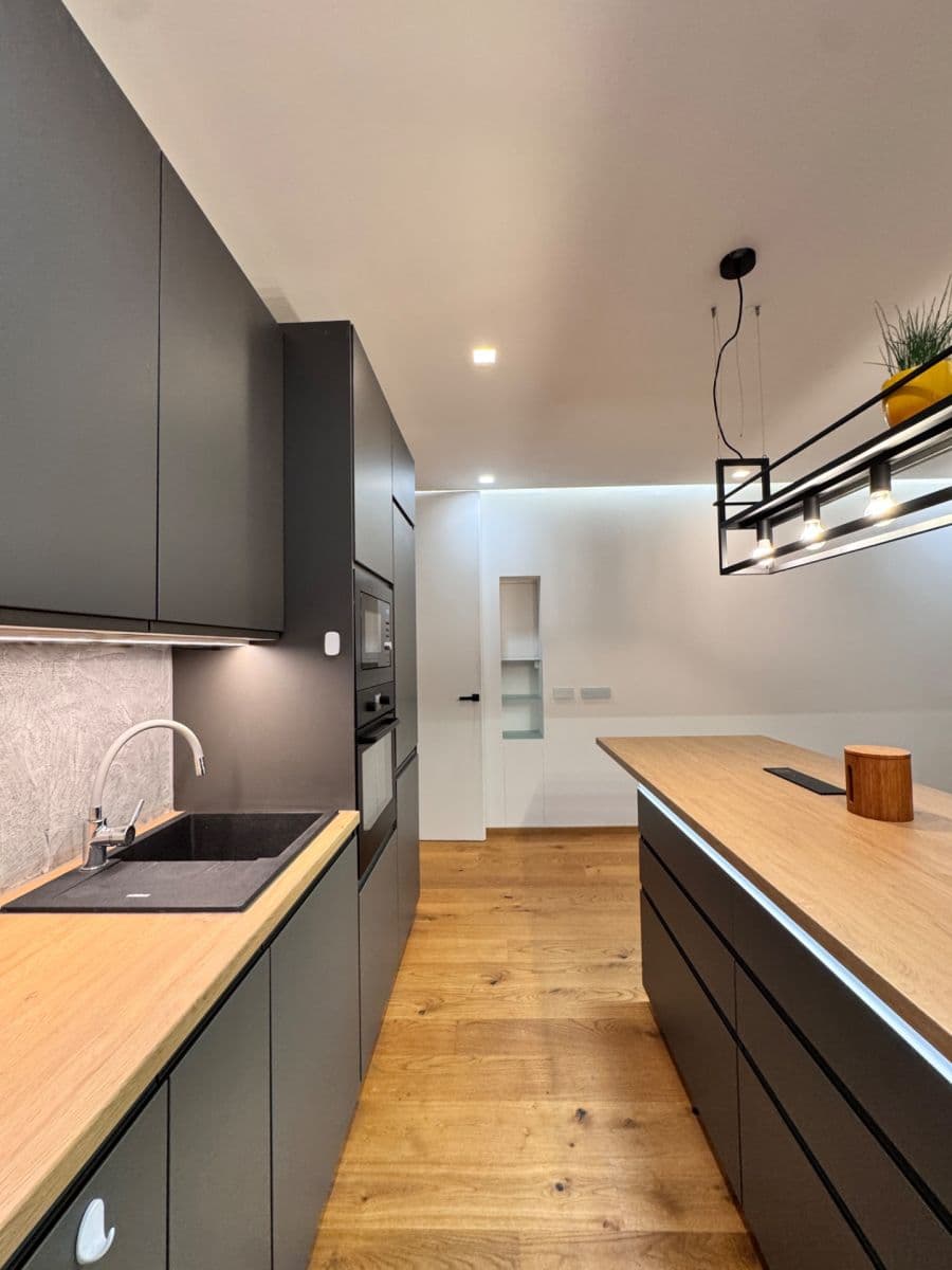Pronájem bytu 2+kk 56 m², Bezručova, Jihlava, Kraj Vysočina Pronájem bytu 2+kk 56 m², Bezručova, Jihlava, Kraj Vysočina