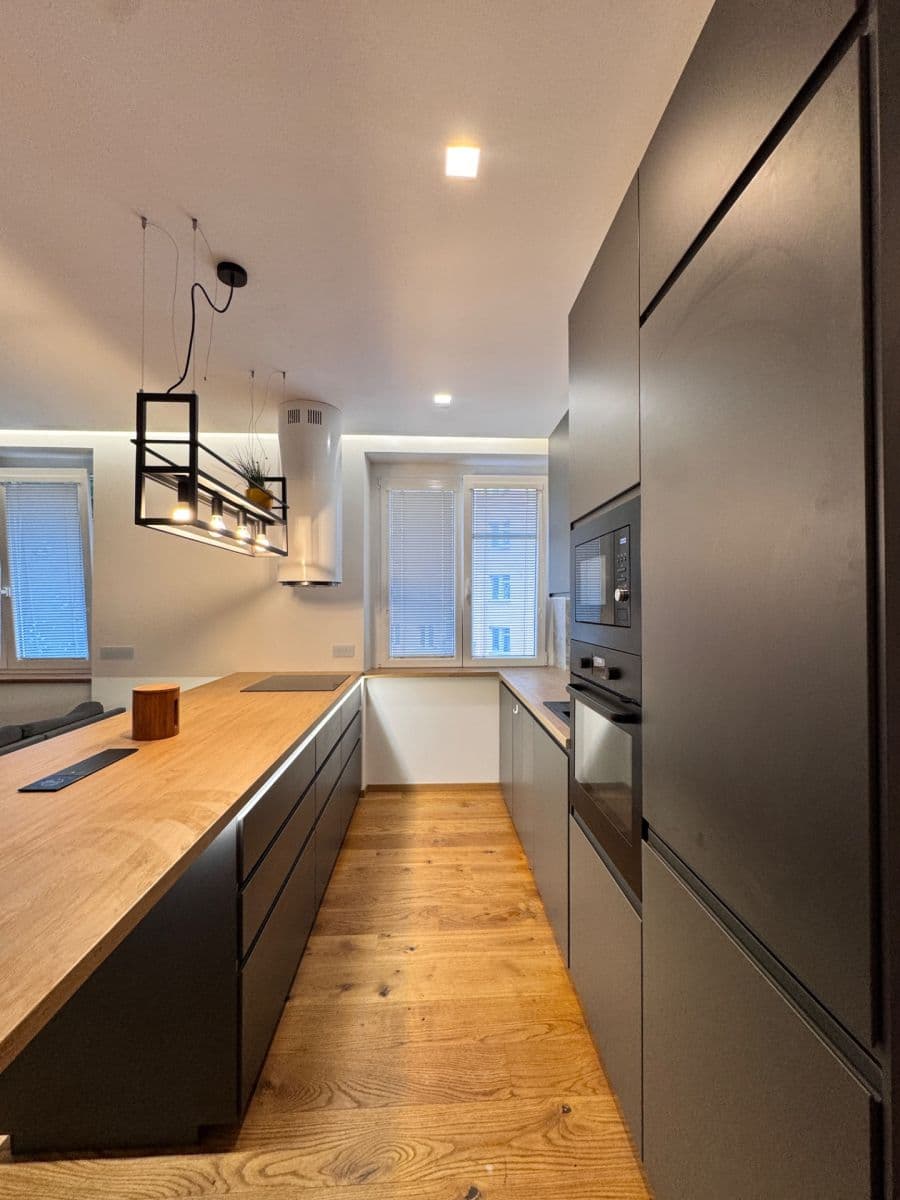 Pronájem bytu 2+kk 56 m², Bezručova, Jihlava, Kraj Vysočina Pronájem bytu 2+kk 56 m², Bezručova, Jihlava, Kraj Vysočina