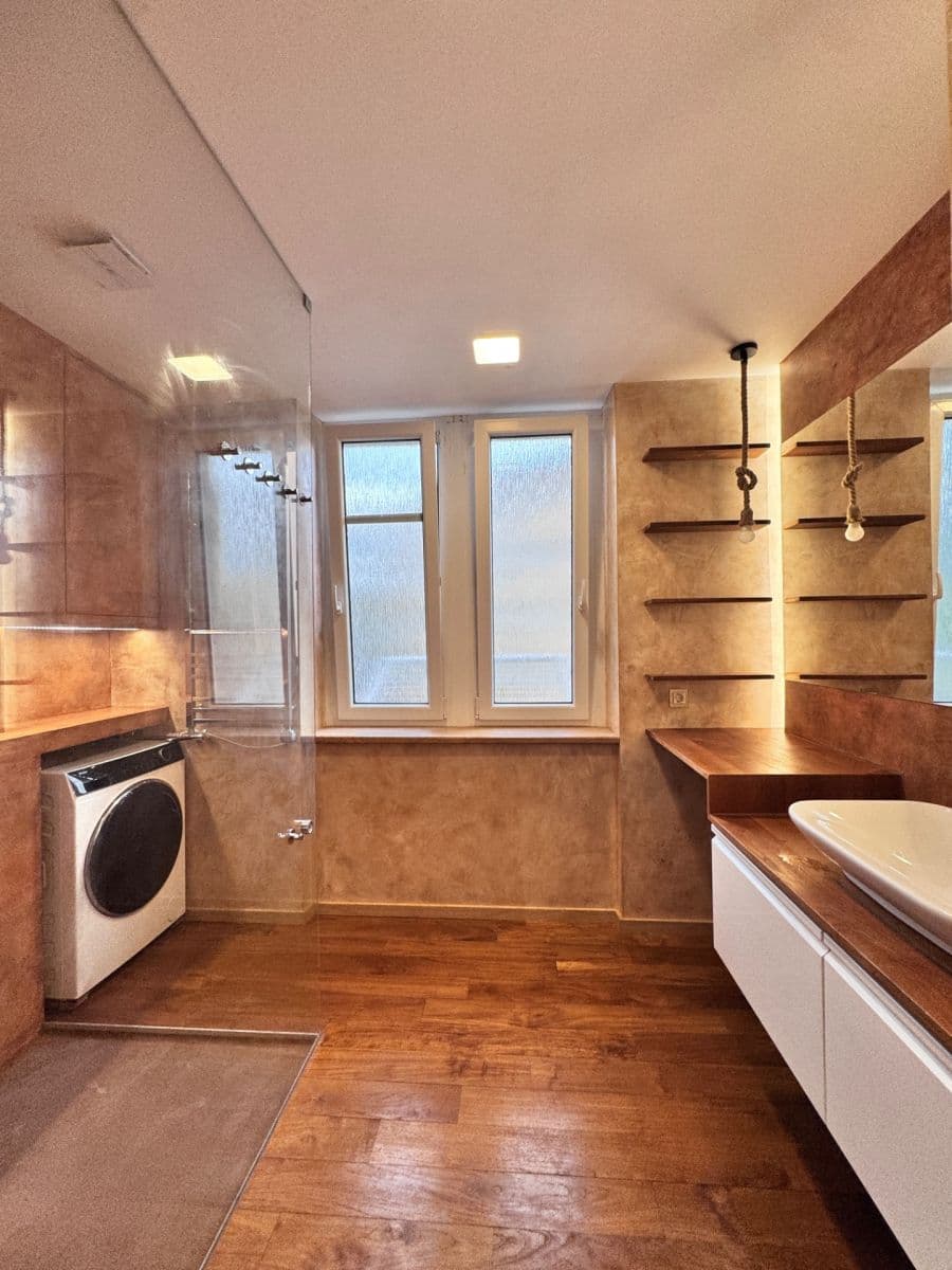 Pronájem bytu 2+kk 56 m², Bezručova, Jihlava, Kraj Vysočina Pronájem bytu 2+kk 56 m², Bezručova, Jihlava, Kraj Vysočina
