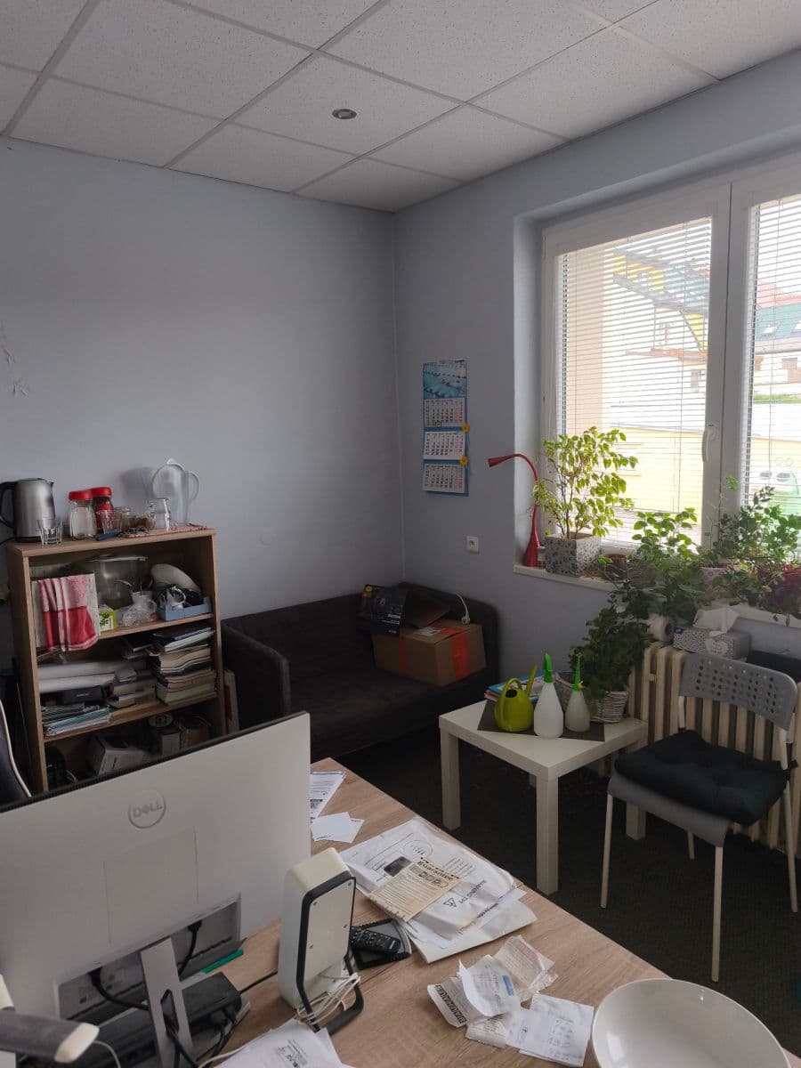 Pronájem kanceláře 22 m², U Školy, Nové Strašecí, Středočeský kraj Pronájem kanceláře 22 m², U Školy, Nové Strašecí, Středočeský kraj