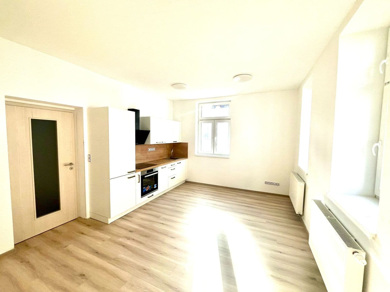 Prodej bytu 2+kk 48 m², K. Weise, České Budějovice, Jihočeský kraj Prodej bytu 2+kk 48 m², K. Weise, České Budějovice, Jihočeský kraj