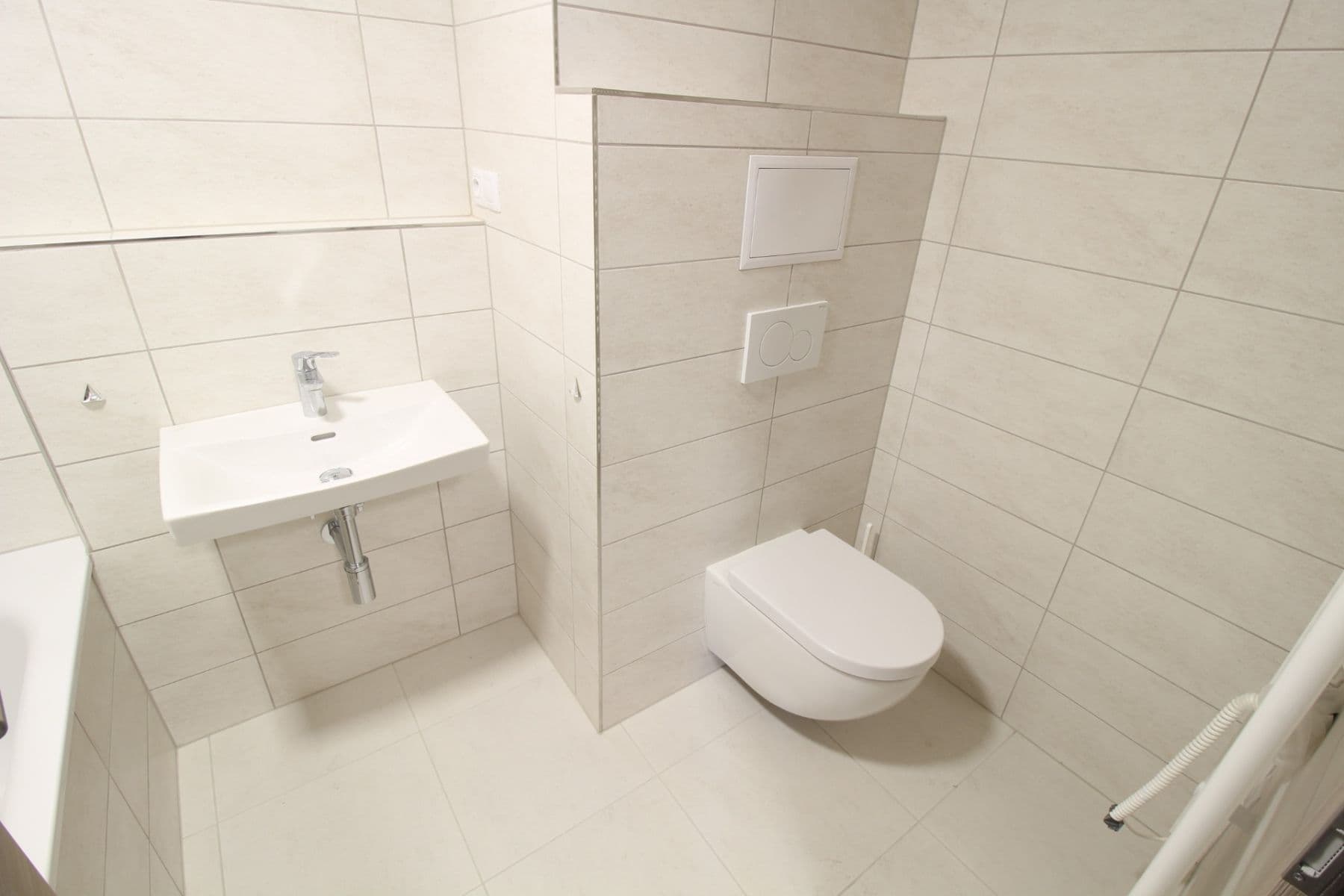 Pronájem bytu 2+kk 50 m², Hornoměcholupská, Praha, Praha Pronájem bytu 2+kk 50 m², Hornoměcholupská, Praha, Praha
