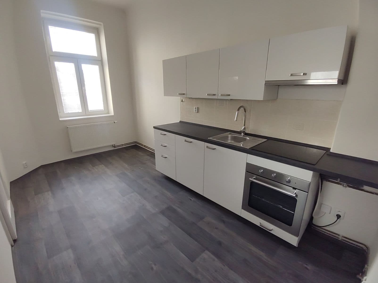 Pronájem bytu 2+1 65 m², Ostrovní, Litoměřice, Ústecký kraj Pronájem bytu 2+1 65 m², Ostrovní, Litoměřice, Ústecký kraj