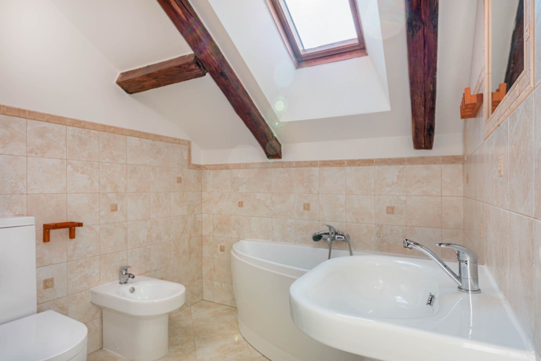 Prodej bytu 2+kk 62 m², Plzeňská, Praha, Praha Prodej bytu 2+kk 62 m², Plzeňská, Praha, Praha