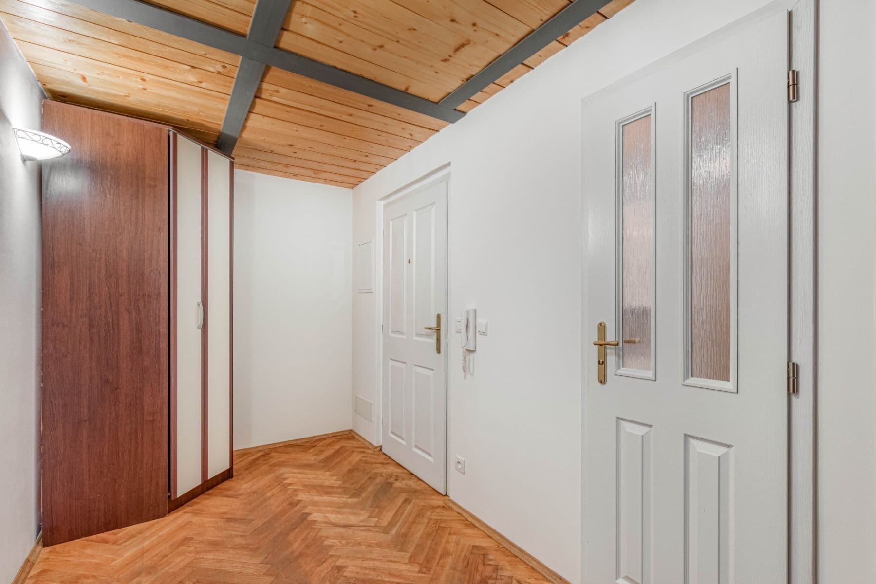Prodej bytu 2+kk 62 m², Plzeňská, Praha, Praha Prodej bytu 2+kk 62 m², Plzeňská, Praha, Praha