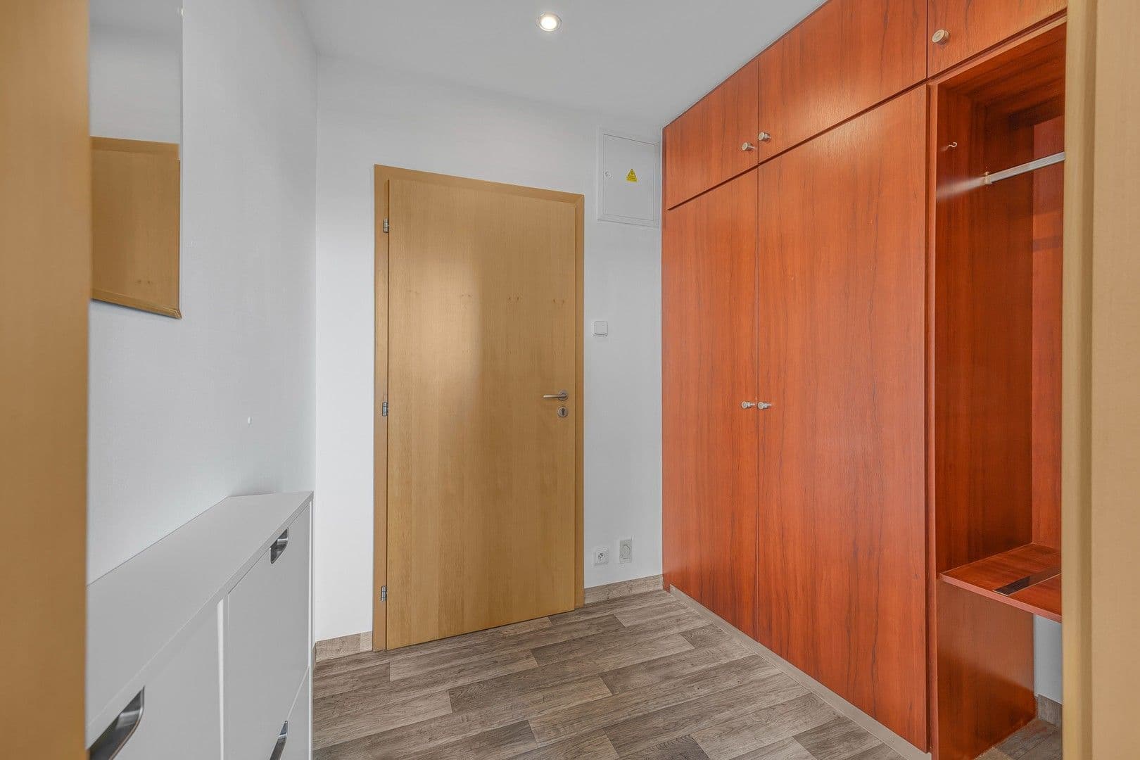 Pronájem bytu 2+kk 50 m², Masarykovo náměstí, Brandýs nad Labem-Stará Boleslav, Středočeský kraj Pronájem bytu 2+kk 50 m², Masarykovo náměstí, Brandýs nad Labem-Stará Boleslav, Středočeský kraj