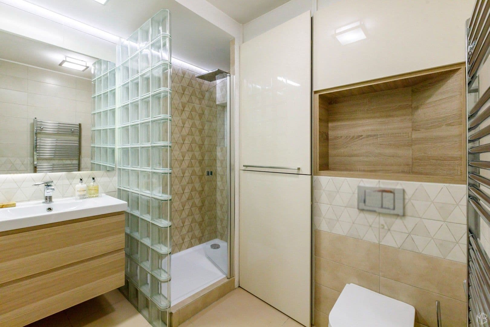 Pronájem bytu 2+kk 57 m², Sinkulova, Praha, Praha Pronájem bytu 2+kk 57 m², Sinkulova, Praha, Praha