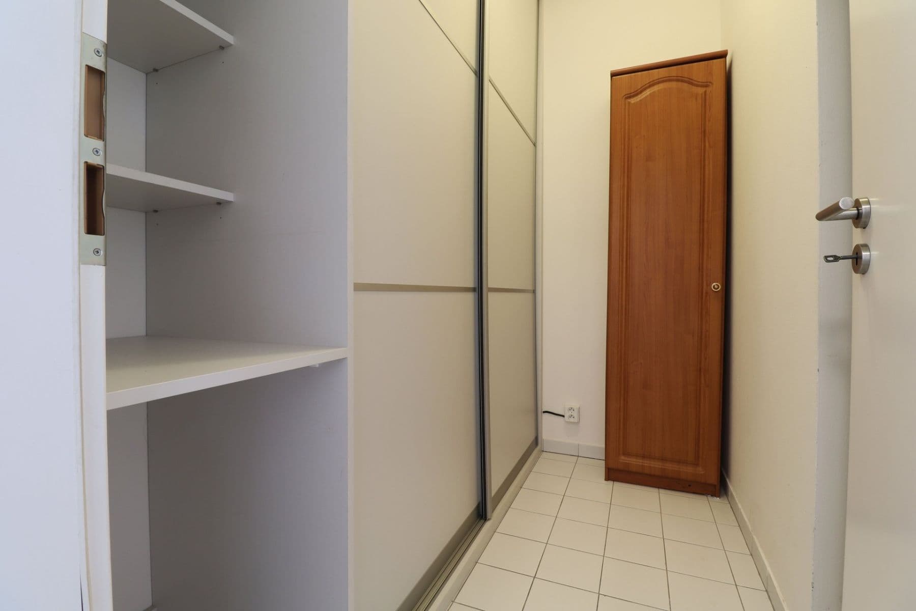 Pronájem bytu 2+kk 68 m², Edisonova, Praha, Praha Pronájem bytu 2+kk 68 m², Edisonova, Praha, Praha