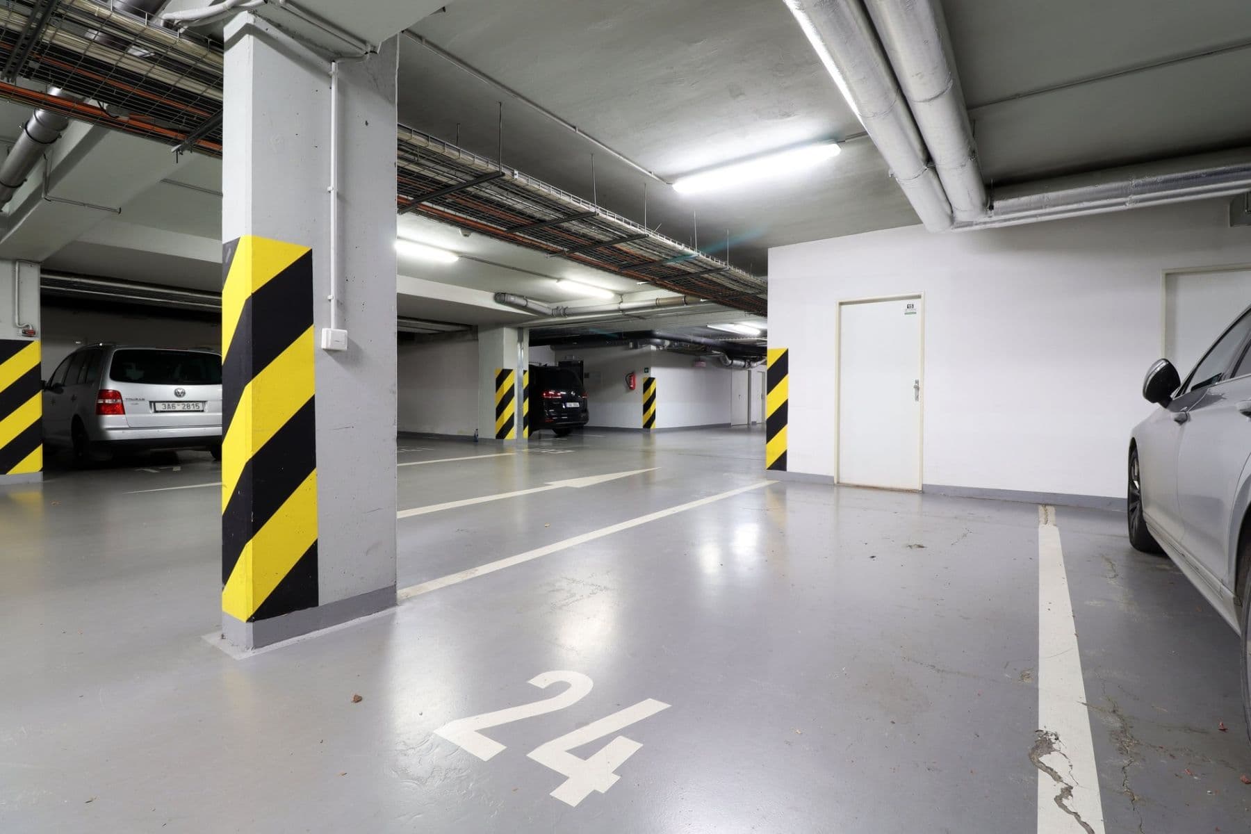 Pronájem bytu 2+kk 68 m², Edisonova, Praha, Praha Pronájem bytu 2+kk 68 m², Edisonova, Praha, Praha