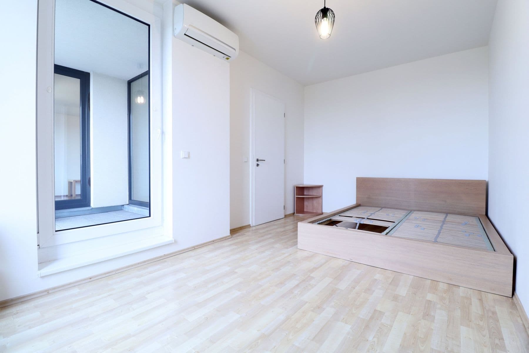 Pronájem bytu 2+kk 68 m², Edisonova, Praha, Praha Pronájem bytu 2+kk 68 m², Edisonova, Praha, Praha