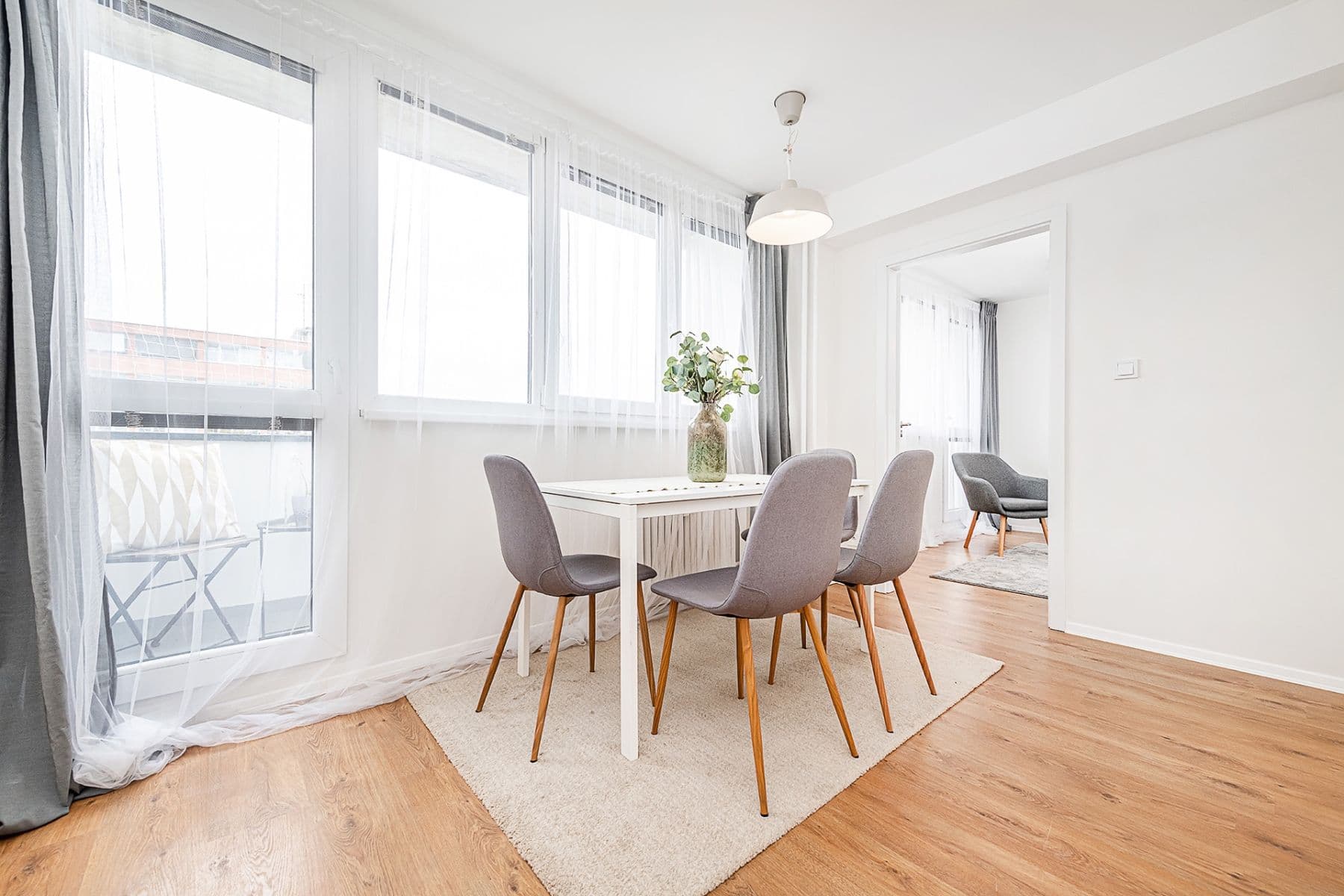 Prodej bytu 1+kk 36 m², Jičínská, Mladá Boleslav, Středočeský kraj Prodej bytu 1+kk 36 m², Jičínská, Mladá Boleslav, Středočeský kraj