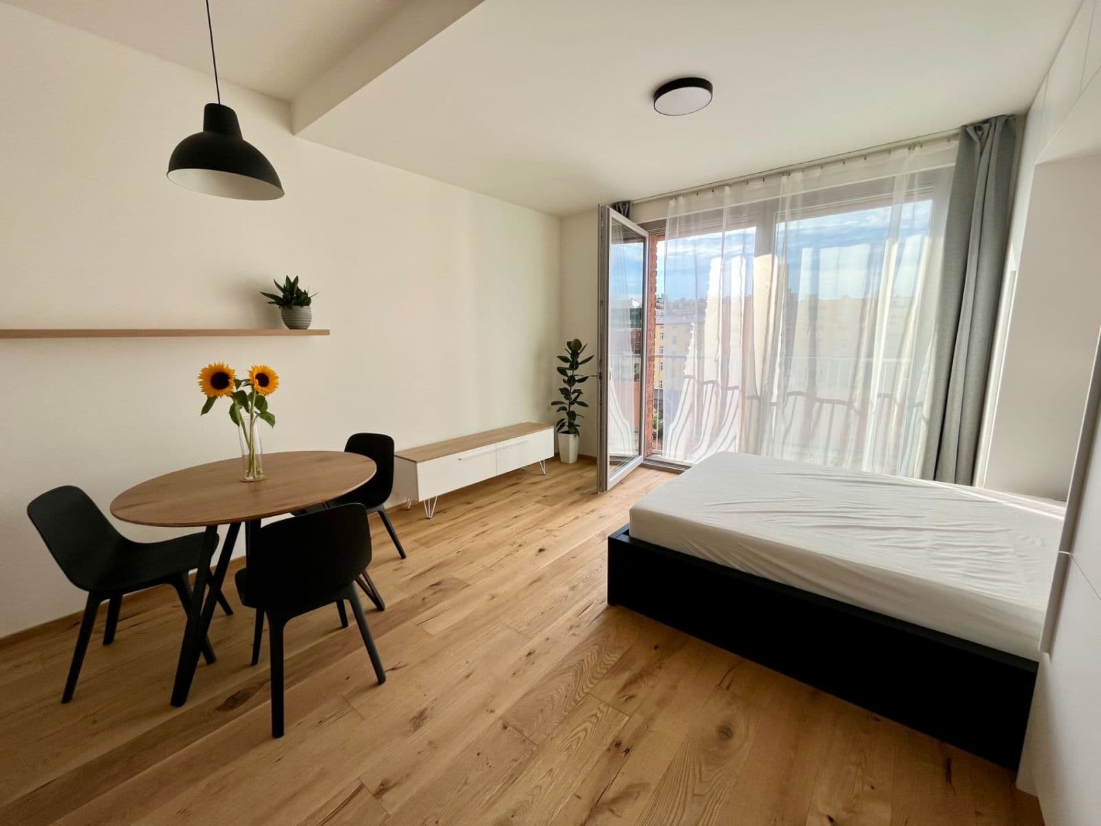 Pronájem bytu 1+kk 33 m², Křižíkova, Praha, Praha Pronájem bytu 1+kk 33 m², Křižíkova, Praha, Praha