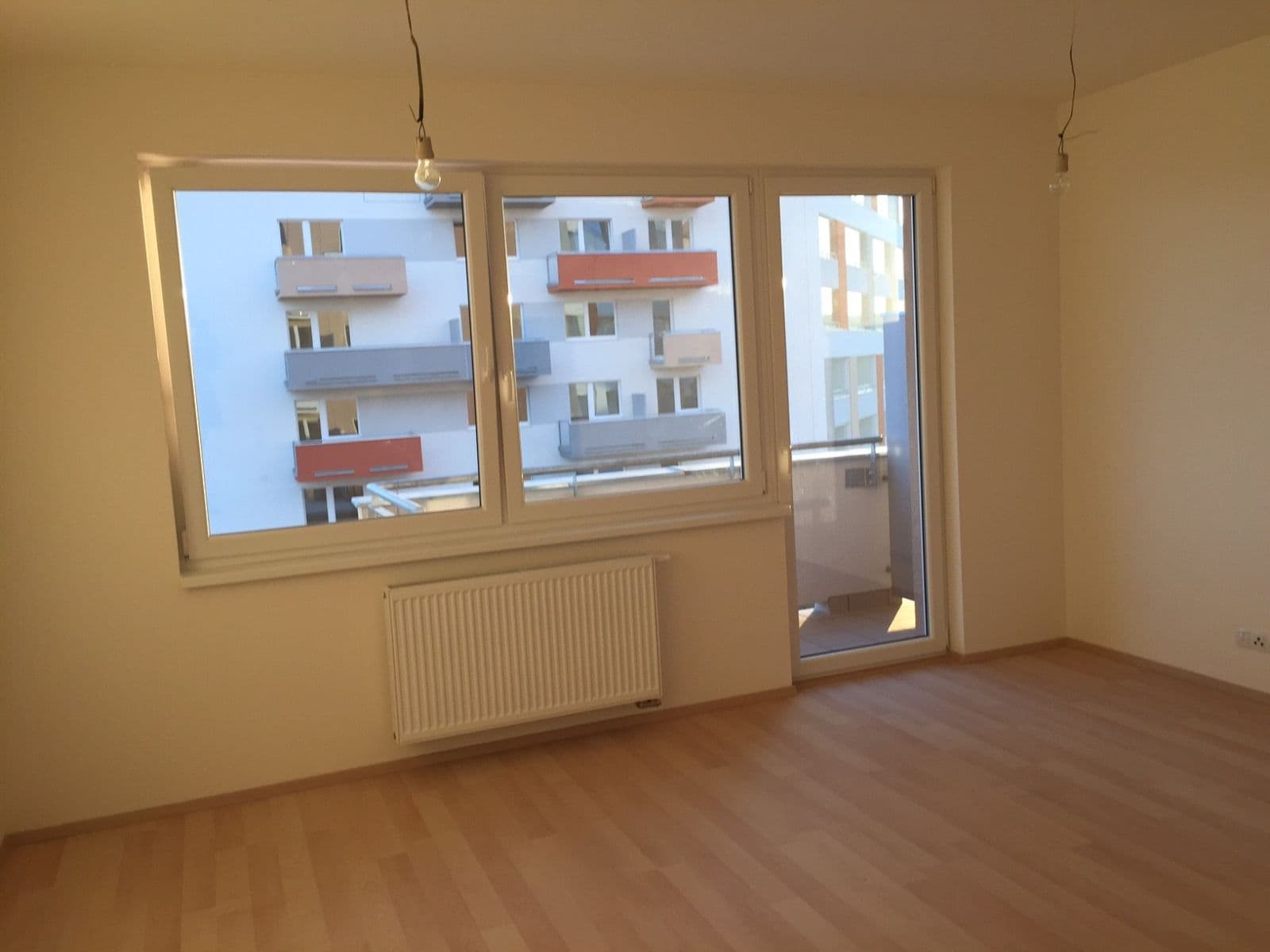 Pronájem bytu 1+kk 35 m², Modenská, Praha, Praha Pronájem bytu 1+kk 35 m², Modenská, Praha, Praha
