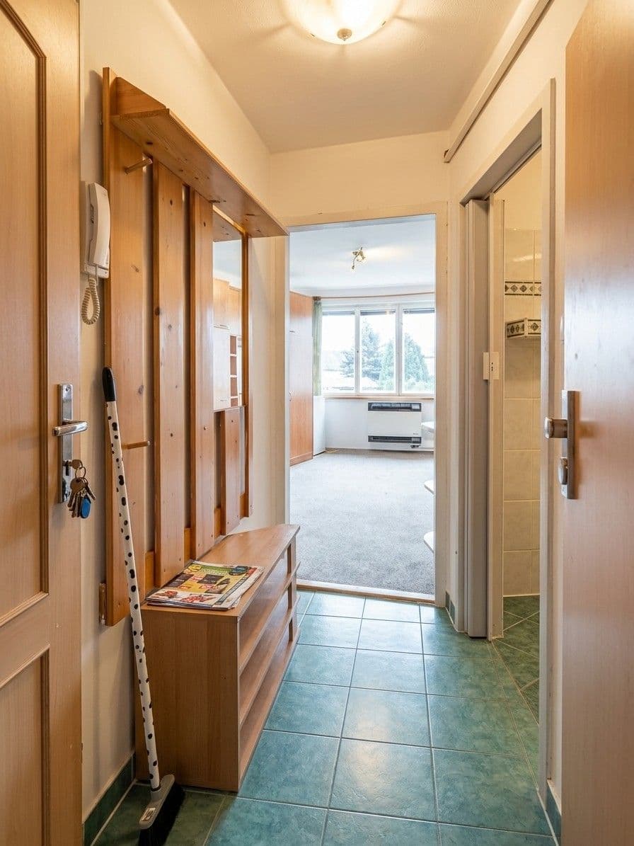 Pronájem bytu 1+kk 27 m², Nádražní, Jindřichův Hradec, Jihočeský kraj Pronájem bytu 1+kk 27 m², Nádražní, Jindřichův Hradec, Jihočeský kraj