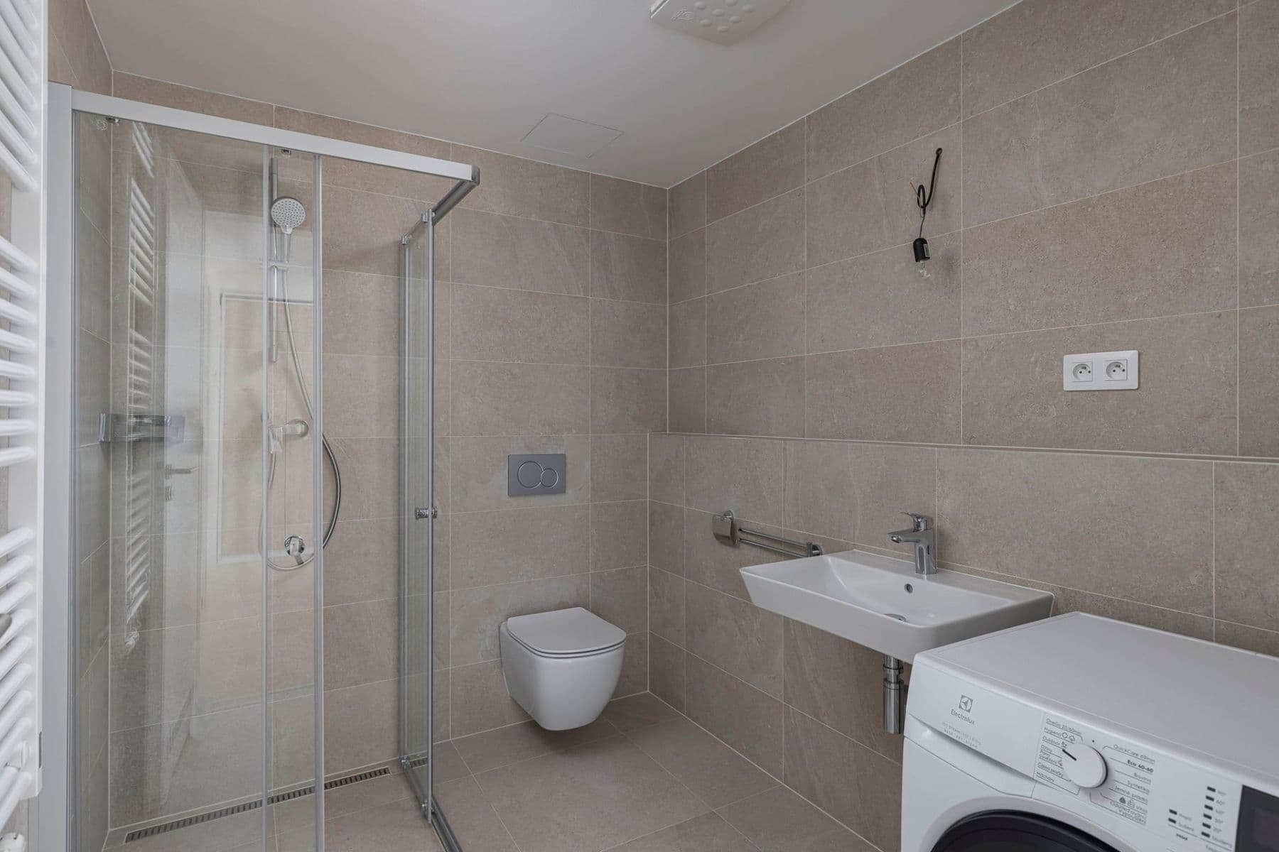 Pronájem bytu 1+kk 33 m², Nebřenická, Praha, Praha Pronájem bytu 1+kk 33 m², Nebřenická, Praha, Praha