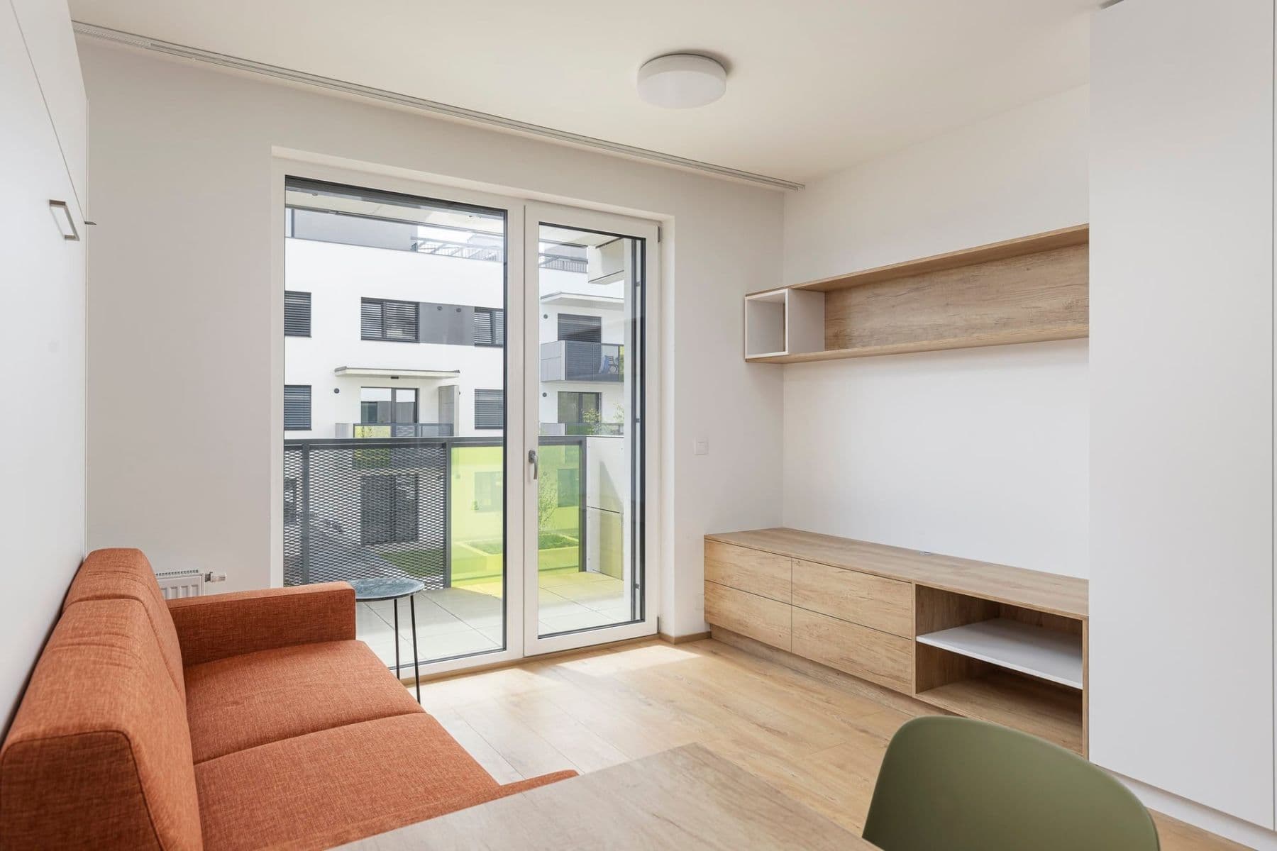 Pronájem bytu 1+kk 33 m², Nebřenická, Praha, Praha Pronájem bytu 1+kk 33 m², Nebřenická, Praha, Praha