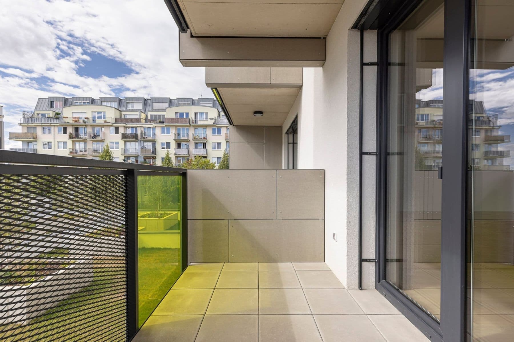 Pronájem bytu 1+kk 33 m², Nebřenická, Praha, Praha Pronájem bytu 1+kk 33 m², Nebřenická, Praha, Praha