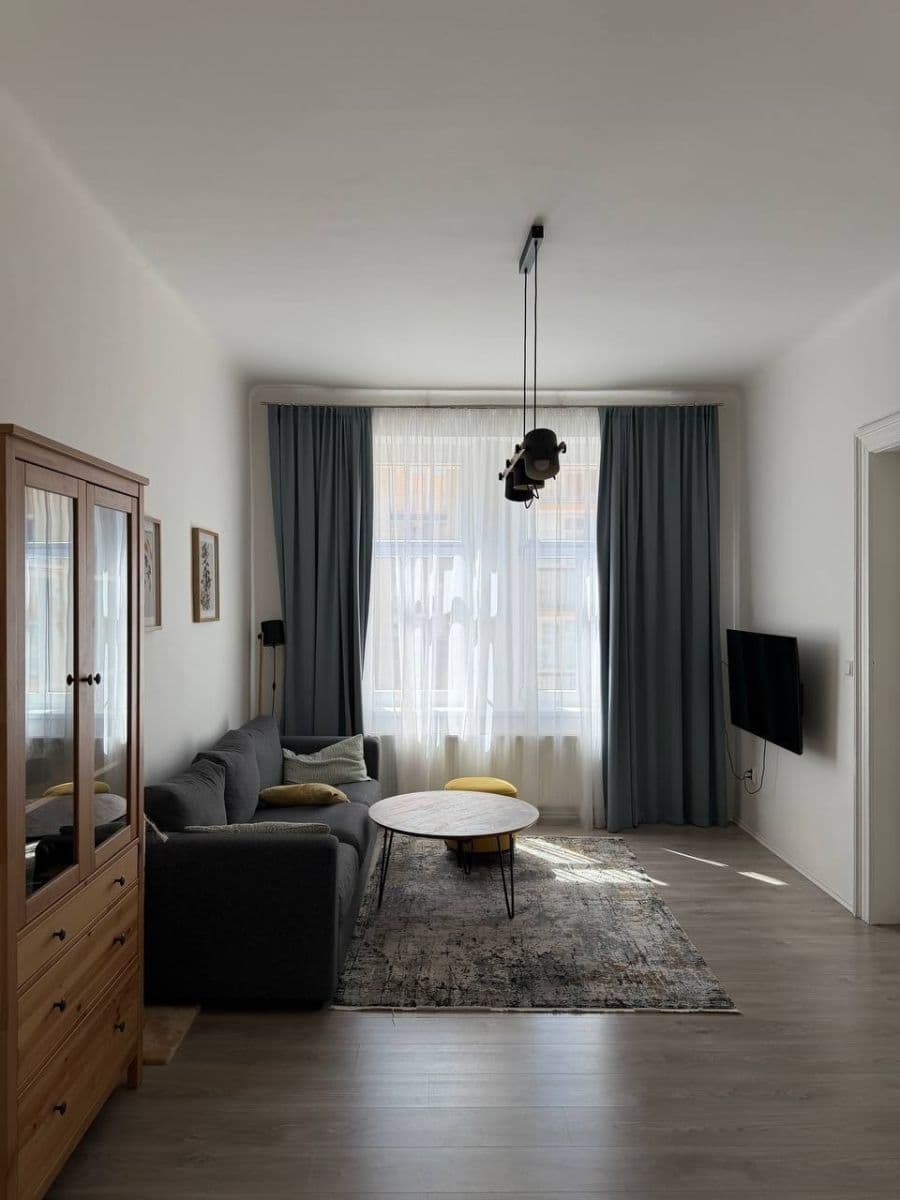 Prodej bytu 3+1 83 m², Kovářská, Praha, Praha Prodej bytu 3+1 83 m², Kovářská, Praha, Praha