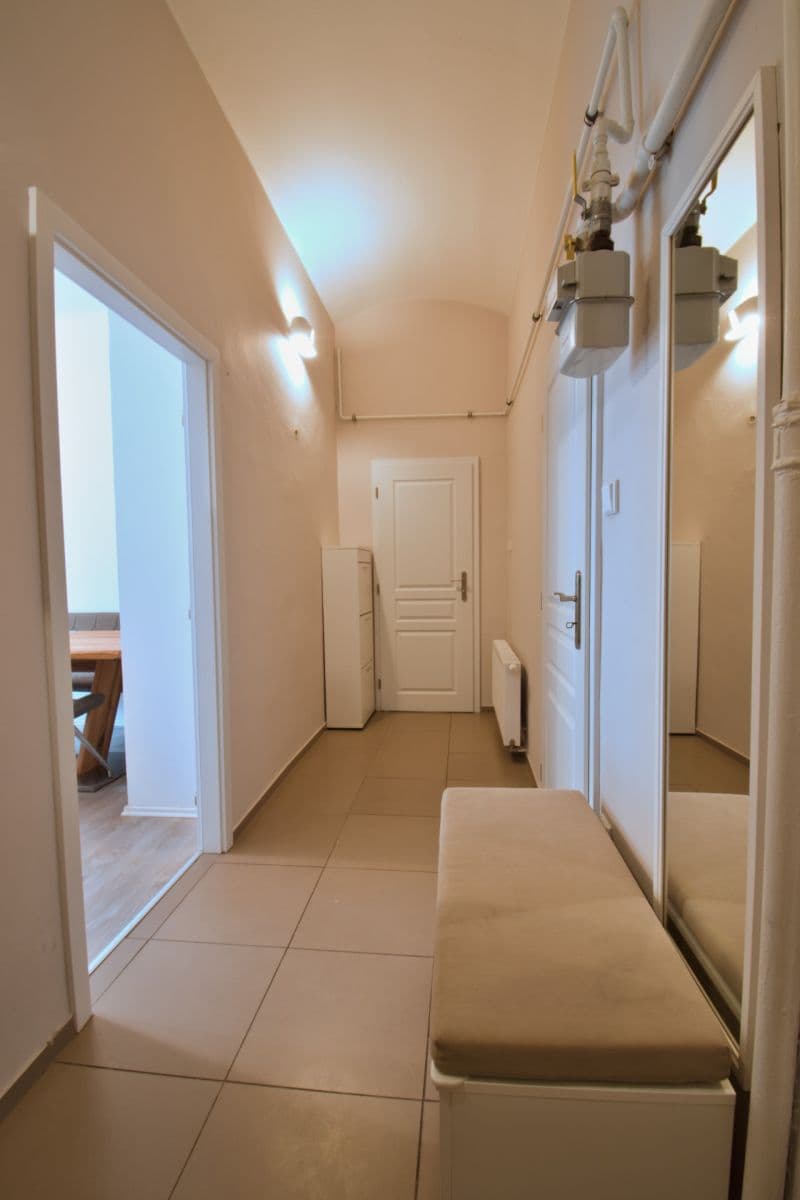 Prodej bytu 3+1 83 m², Kovářská, Praha, Praha Prodej bytu 3+1 83 m², Kovářská, Praha, Praha